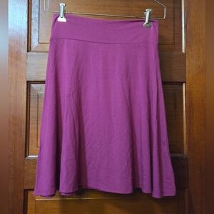NWT Salaam 'Flippy' A-line Skirt in Cramberry Sz S